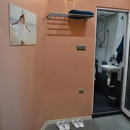 Sea Vibes 1 Bedroom - Free Public Parking, Wifi, Cable & Smart Tv, 0,9 Km To * Varna