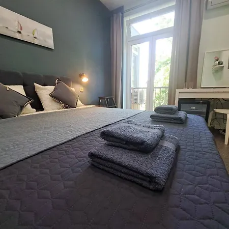 Sea Vibes 1 Bedroom - Free Public Parking, Wifi, Cable & Smart Tv, 0,9 Km To * Varna